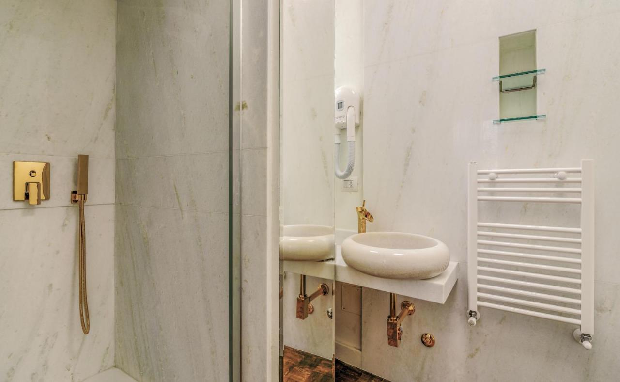 Riviere Private Rooms Alla Scala Milán Exteriér fotografie